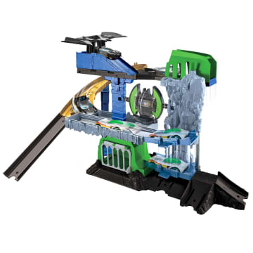 Hot Wheels DC Batcave Mattel