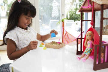 Barbie chelsea tiki hut with sand molding 2025