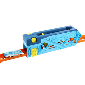 Hot Wheels Track Builder Pista de Juguete Paquete de Impulso - Image 4 of 6