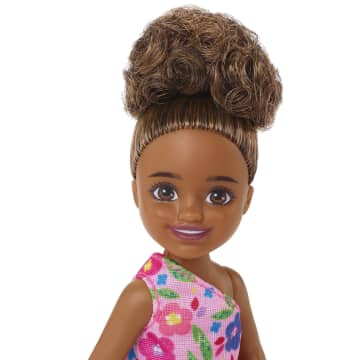 Barbie Boneca Chelsea Vestido de Flor Rosa - Image 2 of 6