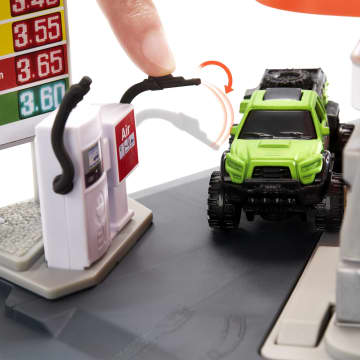 Matchbox Conjunto de Brinquedo Ação Posto de Gasolina - Image 4 of 6