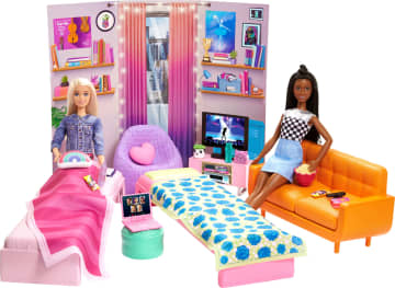 Barbie Grande Ville, Grands Rêves Coffret de Jeu Chambre D’Étudiantes - Image 6 of 6