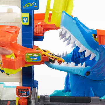 Hot wheels shark attack track shop