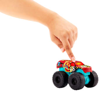 Hot Wheels Monster Trucks Roarin' Wreckers HW demo derby - Image 2 of 6