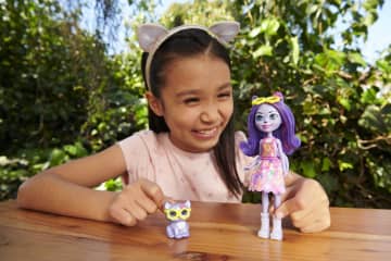 Enchantimals Muñeca Hadley Husky & Sledder - Imagen 2 de 6