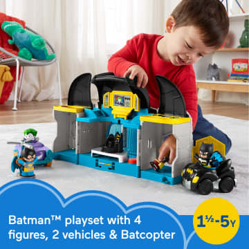 Fisher-Price Little People DC Super Friends Deluxe Batcave - Image 2 of 6