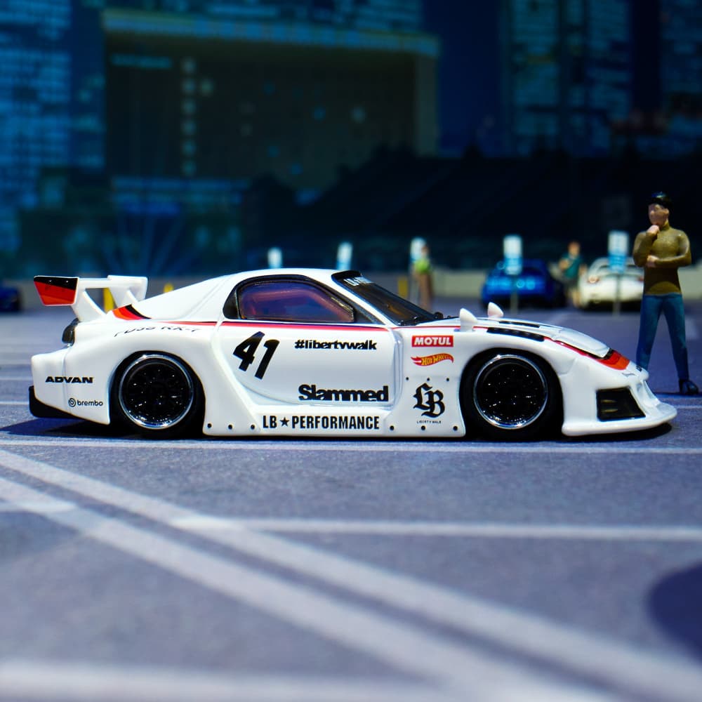 Hot Wheels Elite 64 Mazda RX-7 Liberty Walk | Mattel Creations DE