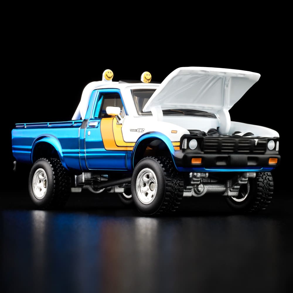 RLC Exclusive '81 Toyota SR5 4WD | Mattel Creations