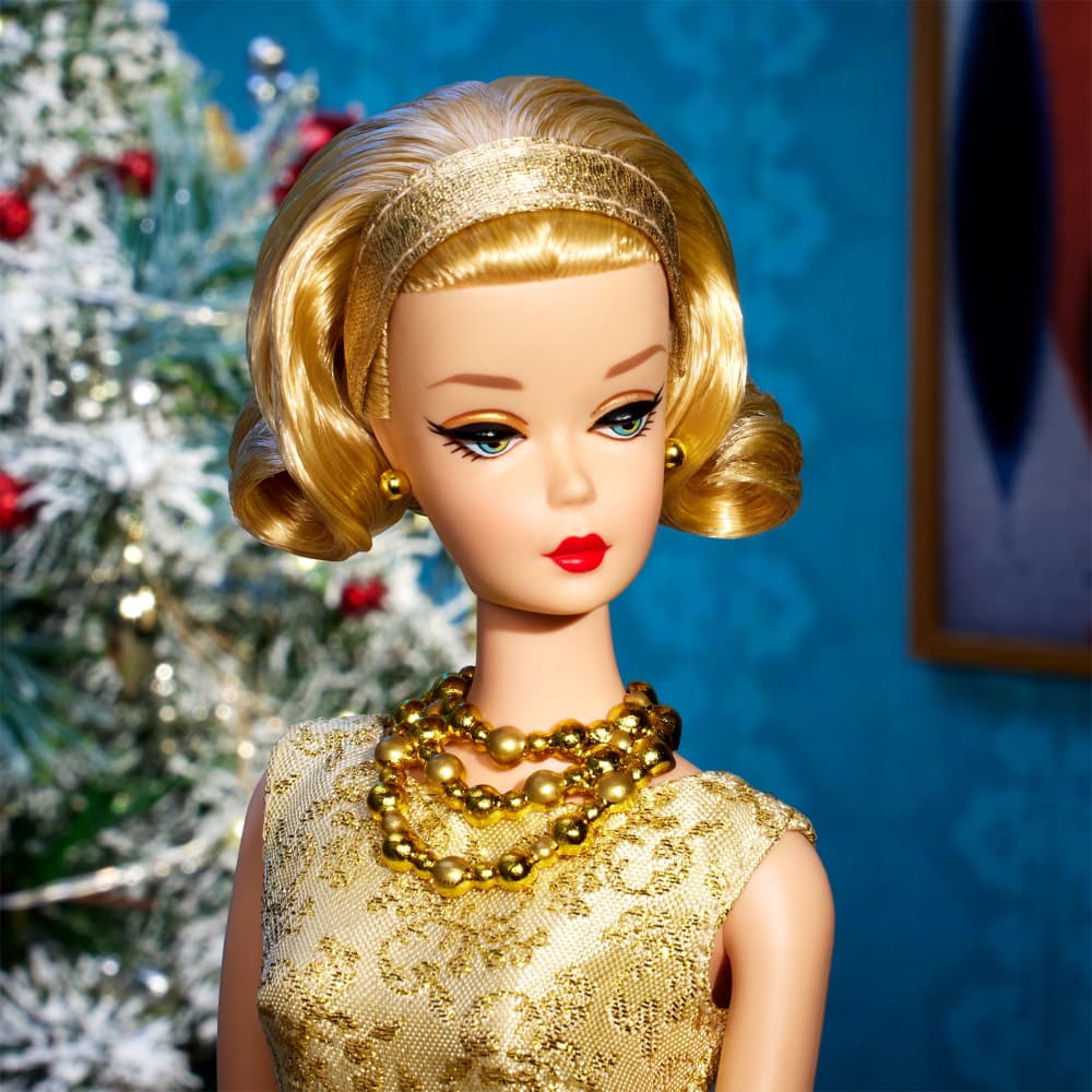 Barbie Signature Noël 2024 - Poupée Latino Aux Cheveux Châtains - Édition Spéciale Mattel - Neuf Sous Blister