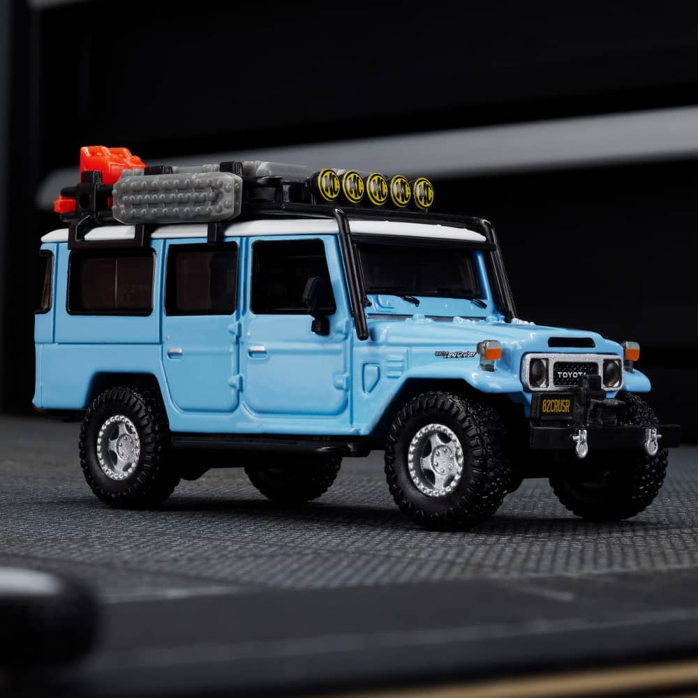 Hot Wheels Elite 64 Mod Shop 1982 Toyota Land Cruiser FJ45 Troopy