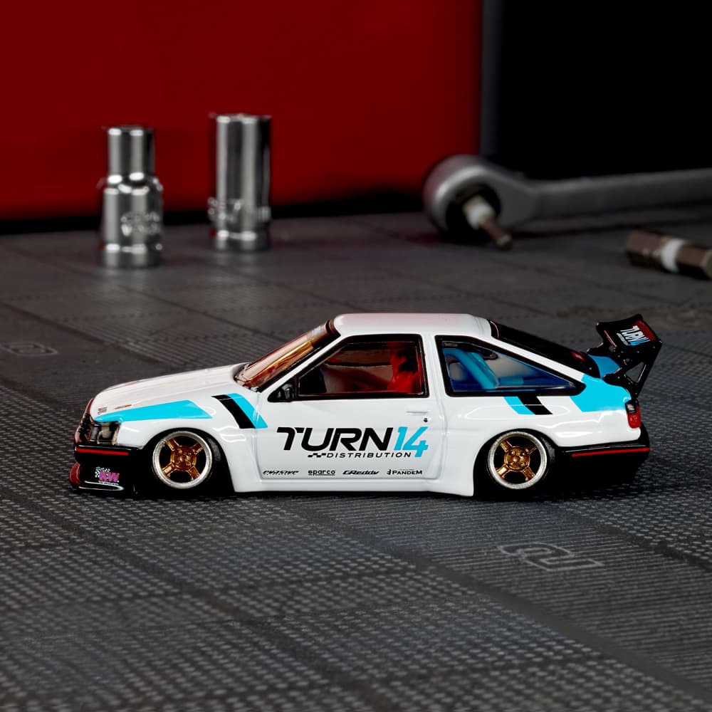 Hot Wheels Elite 64 Toyota Corolla Levin (AE86) Custom | Mattel
