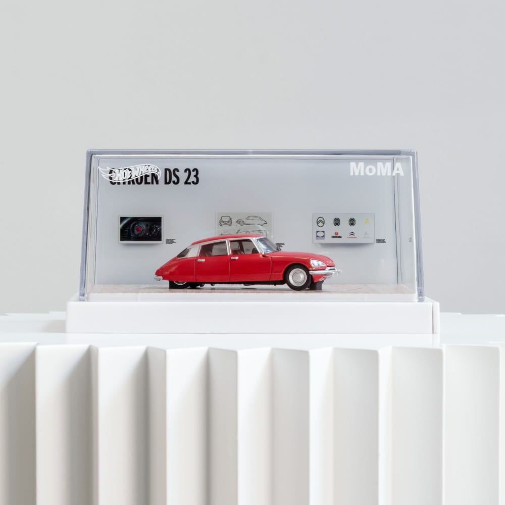 Hot Wheels x MoMA Citroën DS 23 Sedan | Mattel Creations