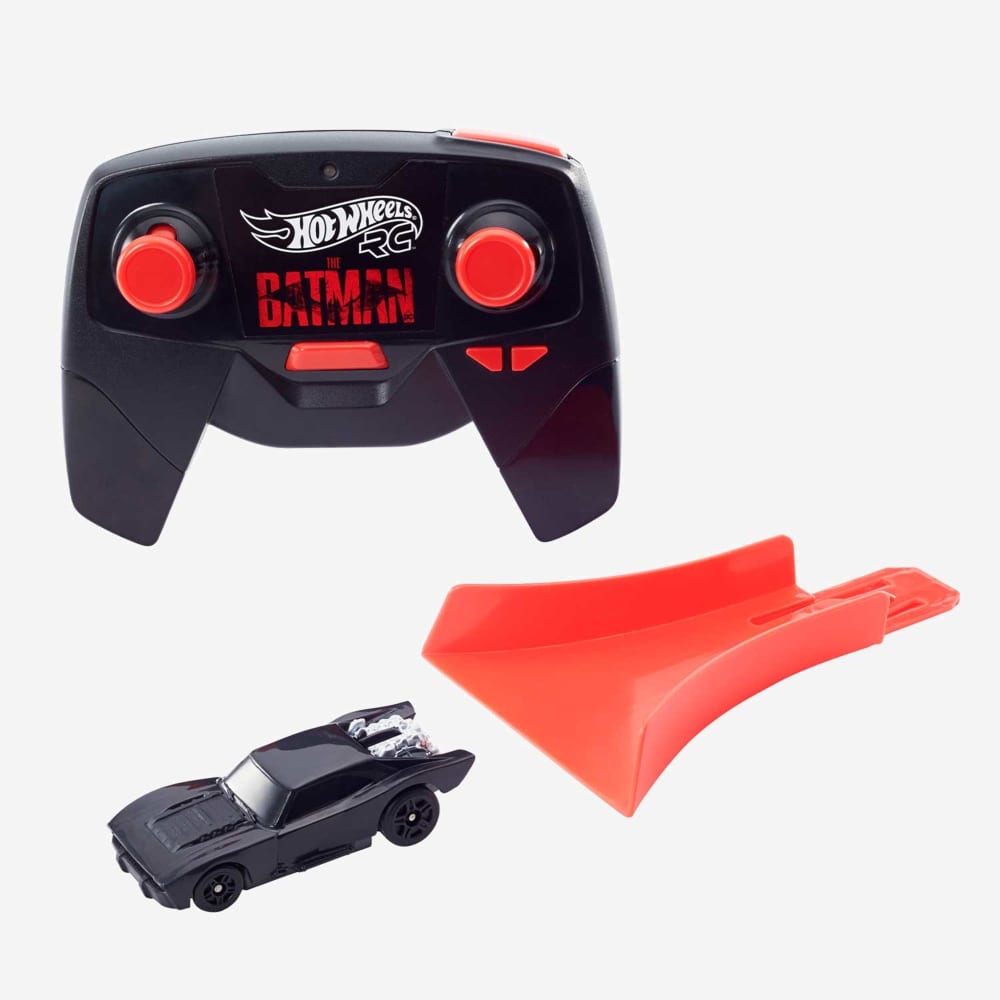 Hot Wheels R/C THE BATMAN 1:64 Scale Batmobile Vehicle – Mattel