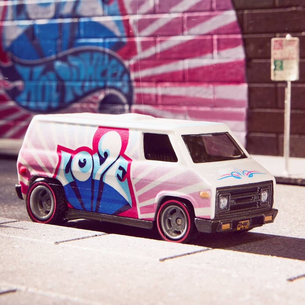 Hot Wheels Cey Adams “LOVE” 70's Van – Mattel Creations
