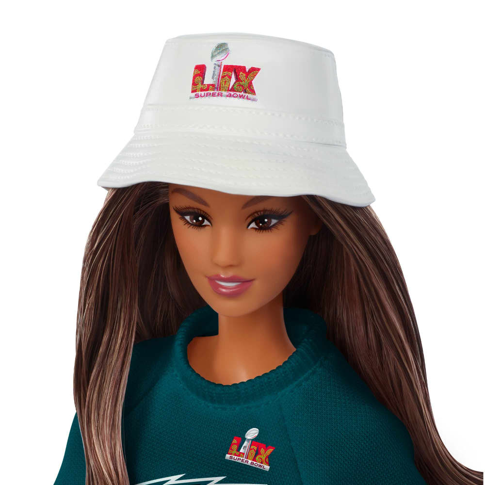 Barbie x Super Bowl Eagles Doll 2 | Mattel Creations