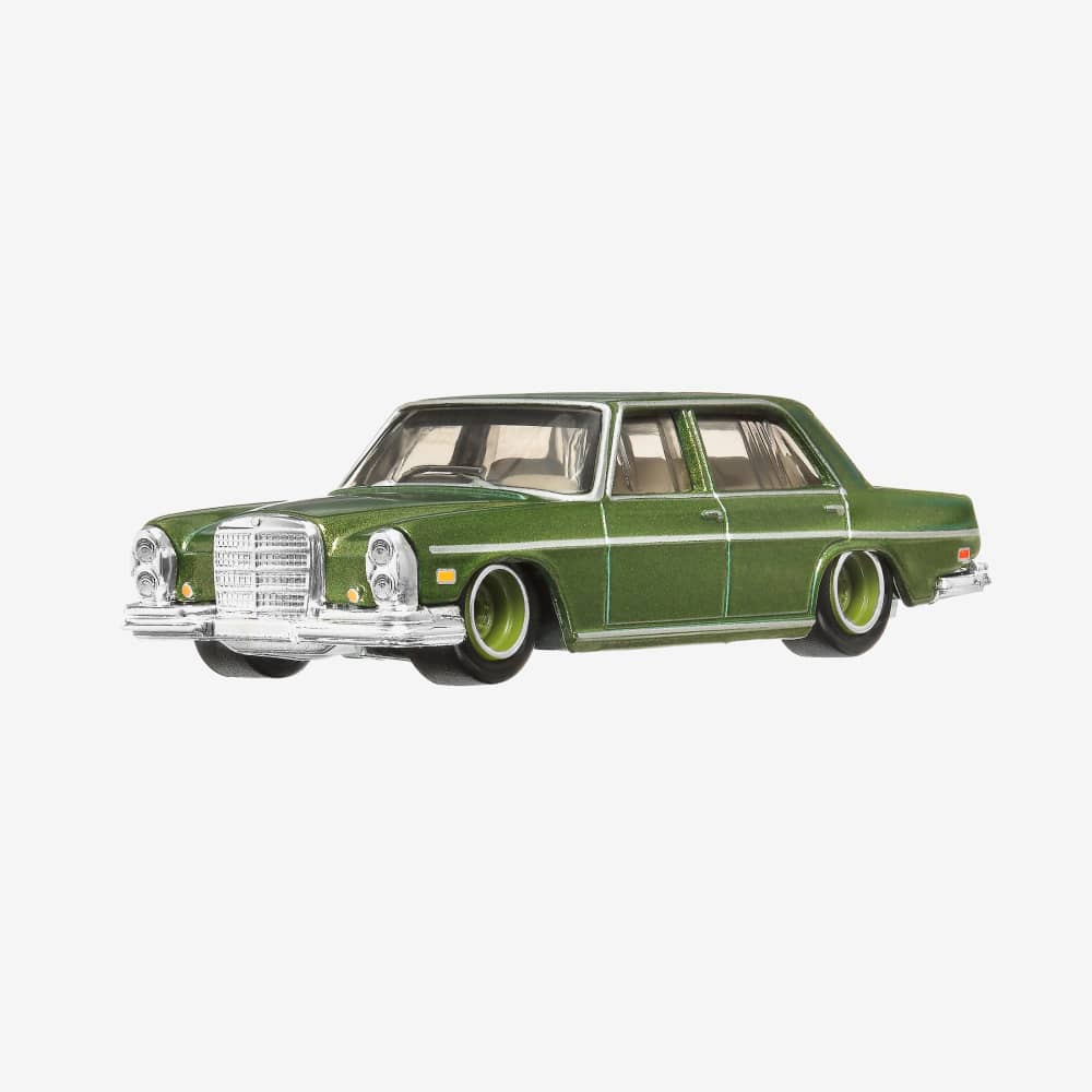 Hot Wheels Car Culture Circuit Legends Vehicles - '71 Mercedes