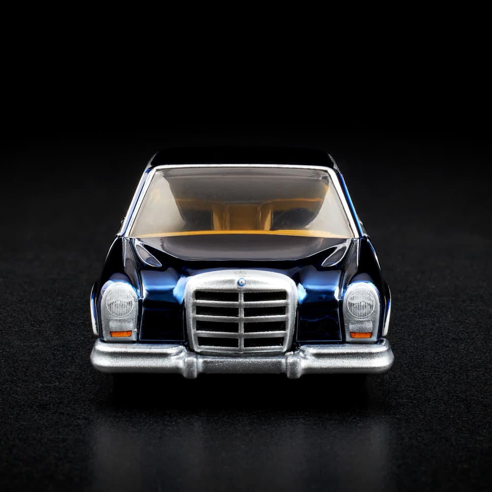 Hot Wheels RLC Exclusive 1964 Mercedes-Benz 600 | Mattel Creations