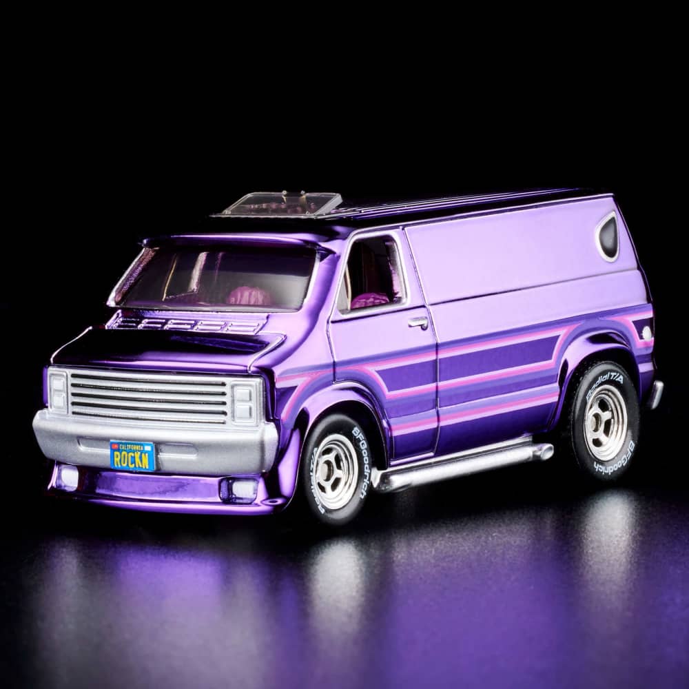 Hot Wheels RLC Exclusive '70s Dodge Tradesman Van | Mattel Creations