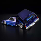 Hot Wheels RLC Exclusive 1986 Nissan 720 King Cab