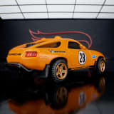 Hot Wheels Elite 64 Porsche 928 Safari