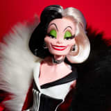 Disney Darkness Descends Cruella De Vil Doll