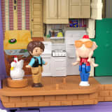 Polly Pocket Collector Friends Compact