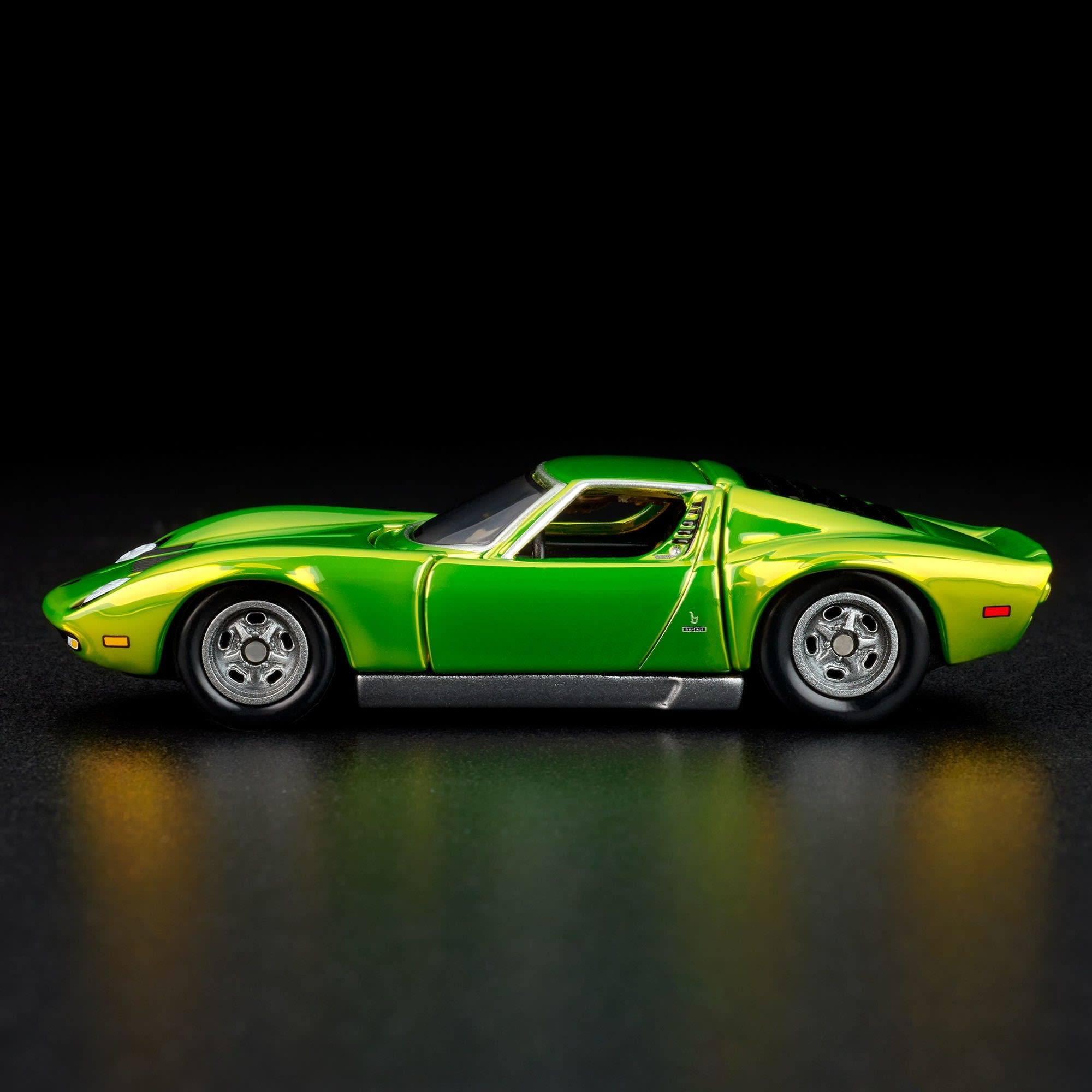 RLC Exklusiver '71 Lamborghini Miura P400 SV