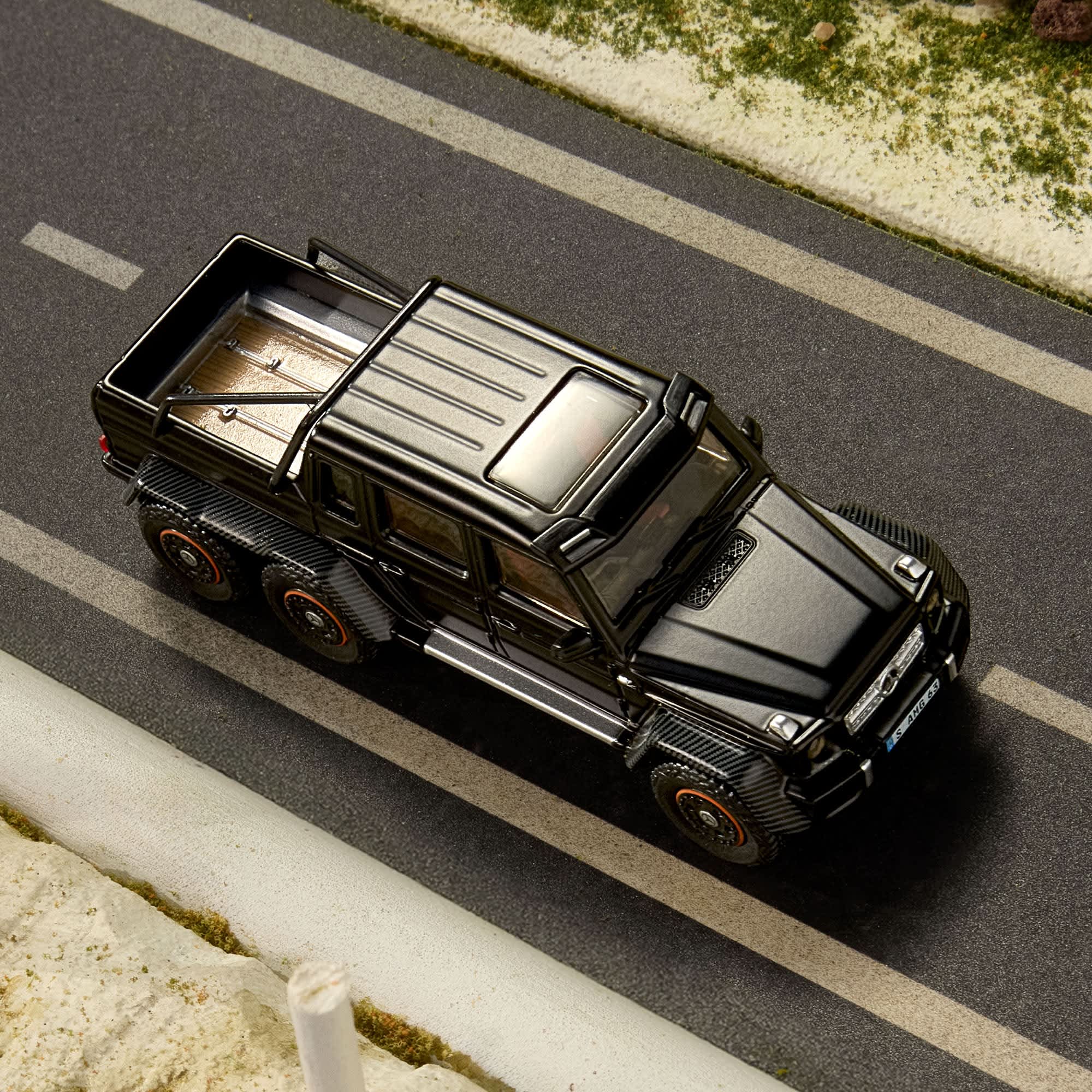Hot Wheels Elite 64 Mercedes-Benz G 63 AMG 6x6
