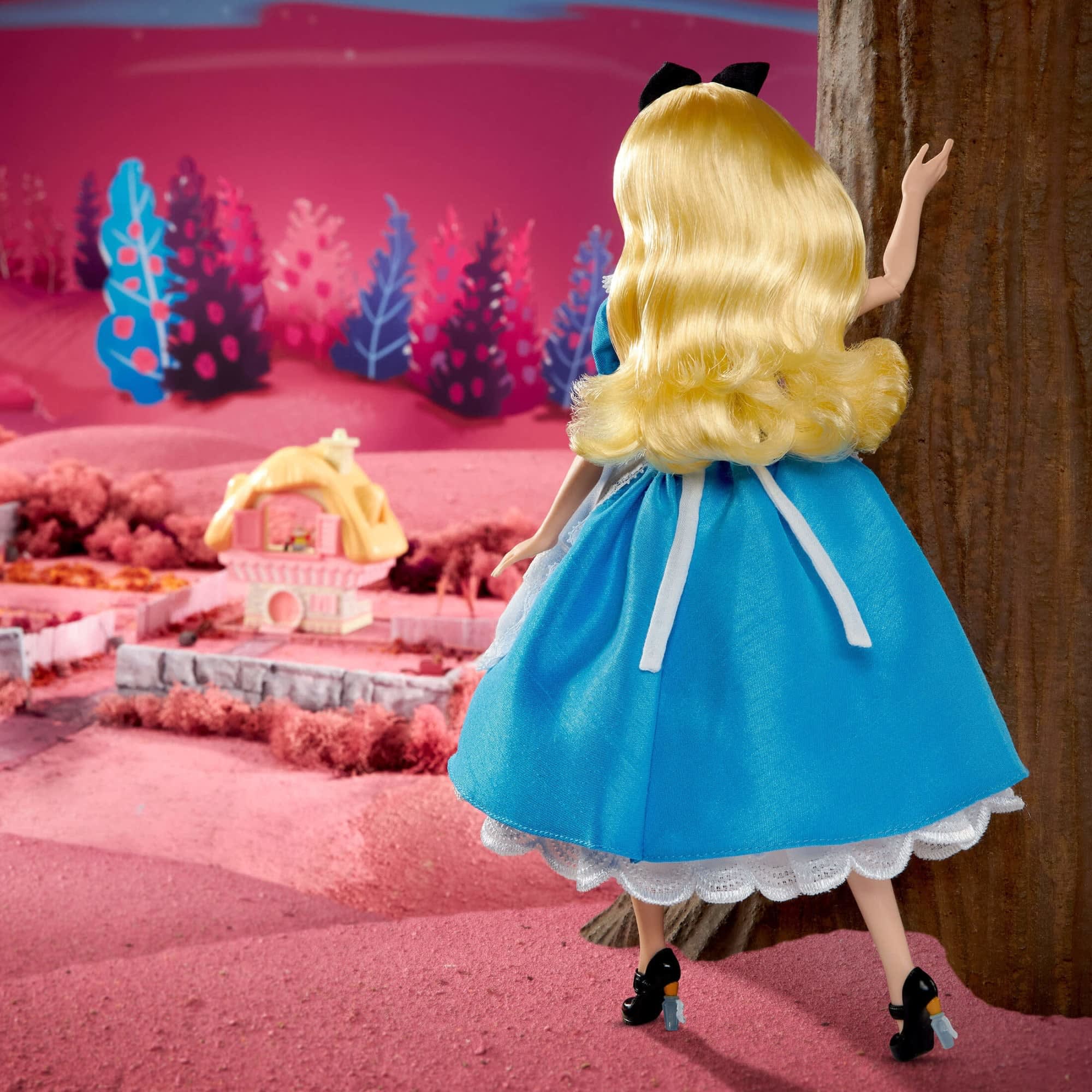 Disney Collector Alice in Wonderland Doll