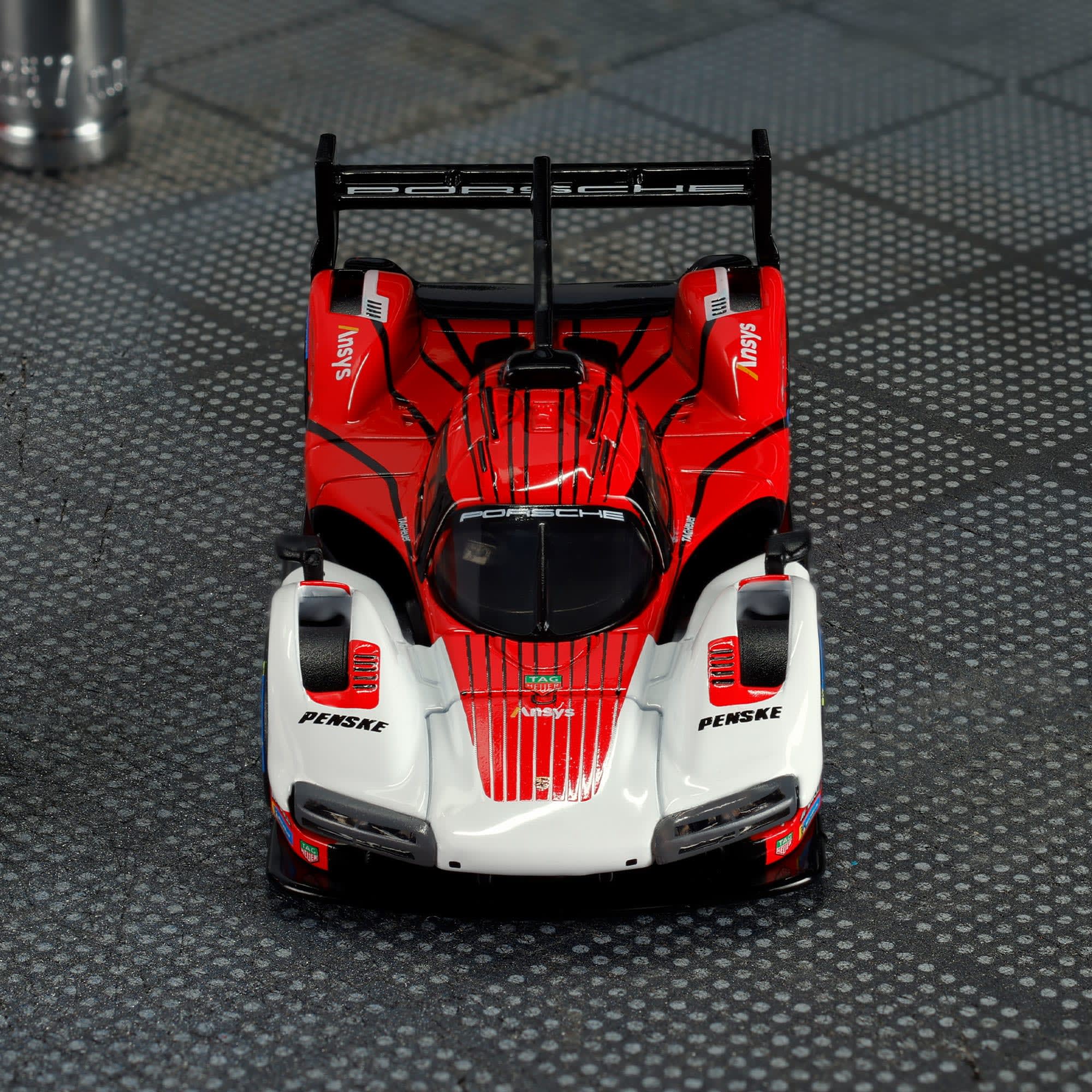 Hot Wheels Elite 64 Porsche 963