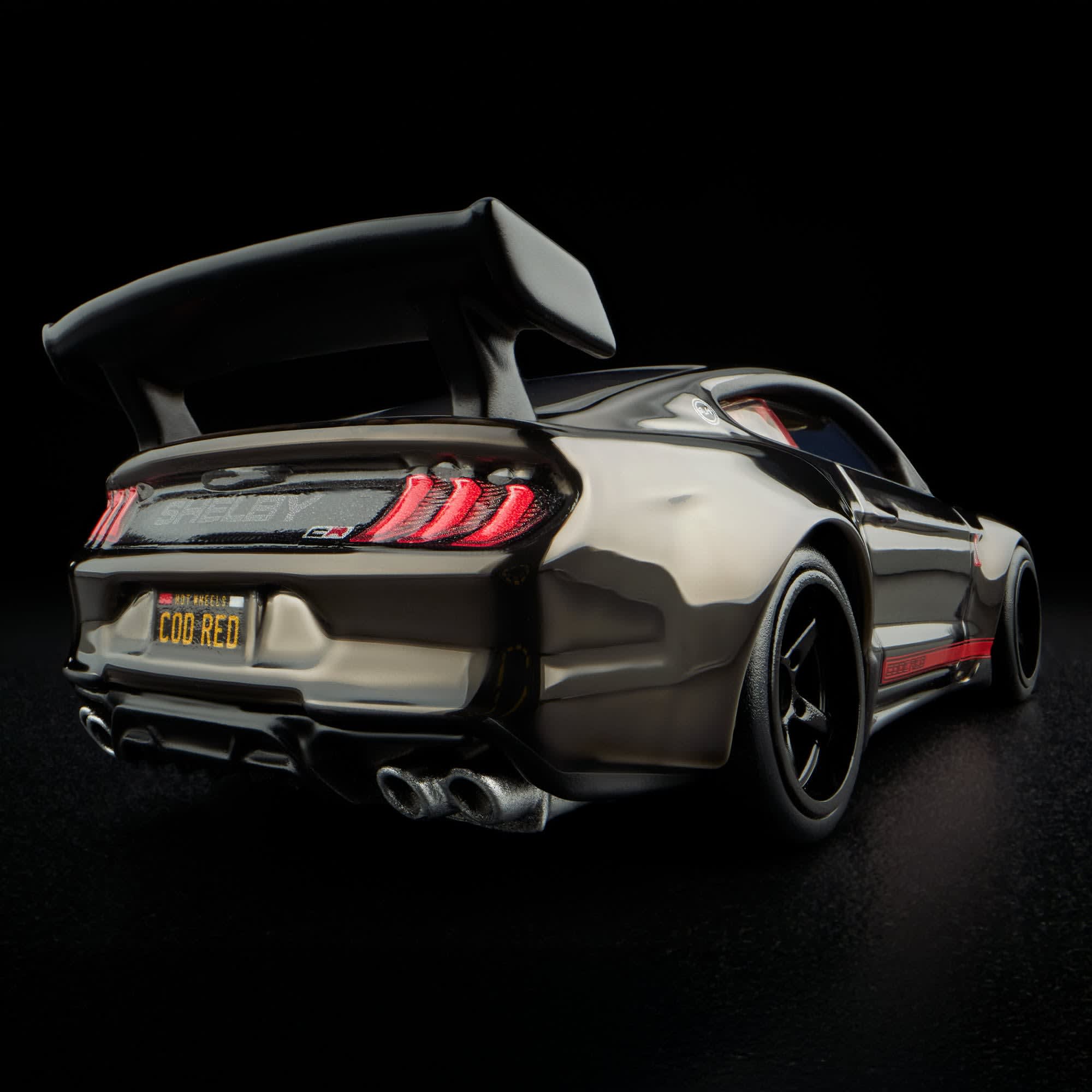 RLC Exklusive 2022 Ford Mustang Shelby GT500 Code Red