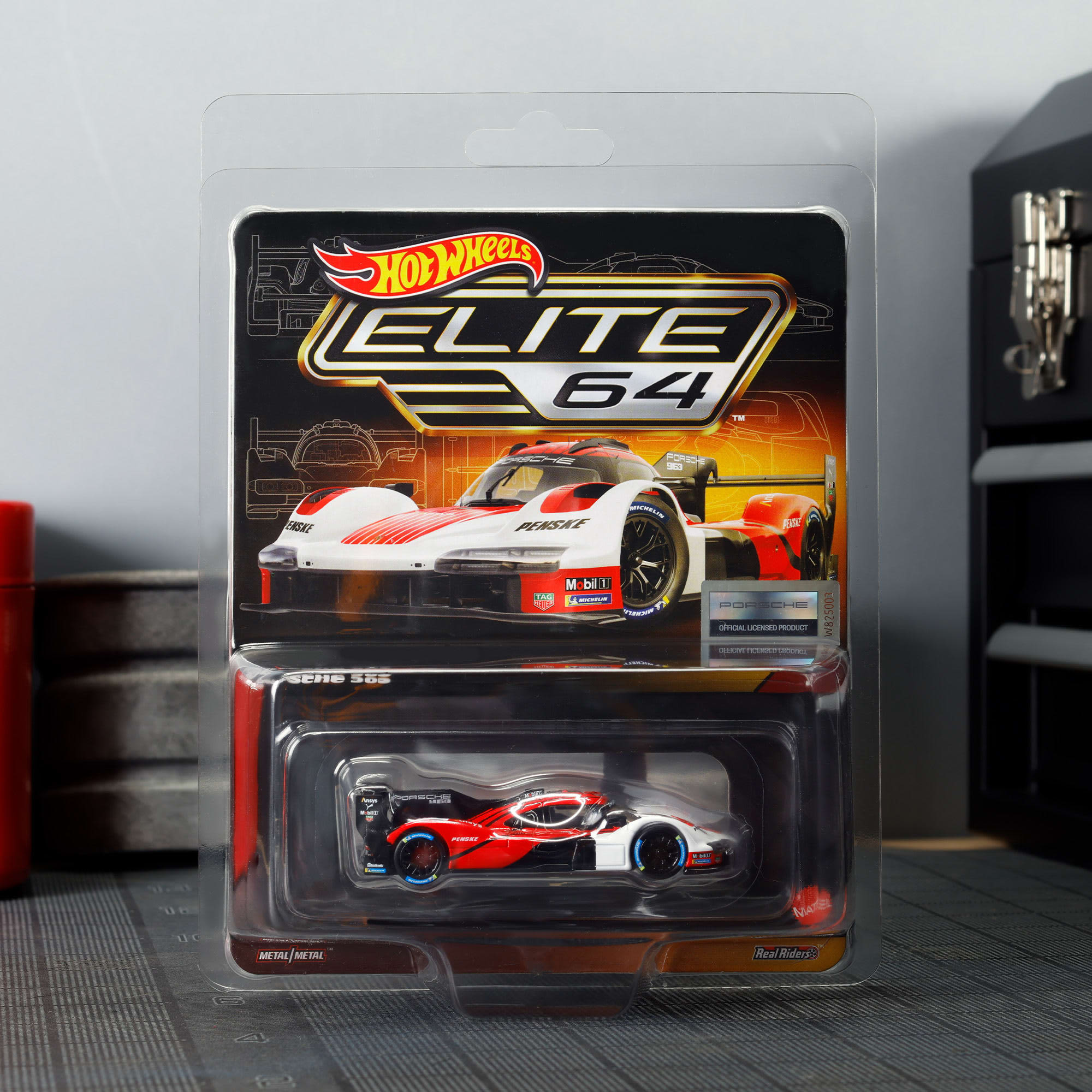 Hot Wheels Elite 64 Porsche 963