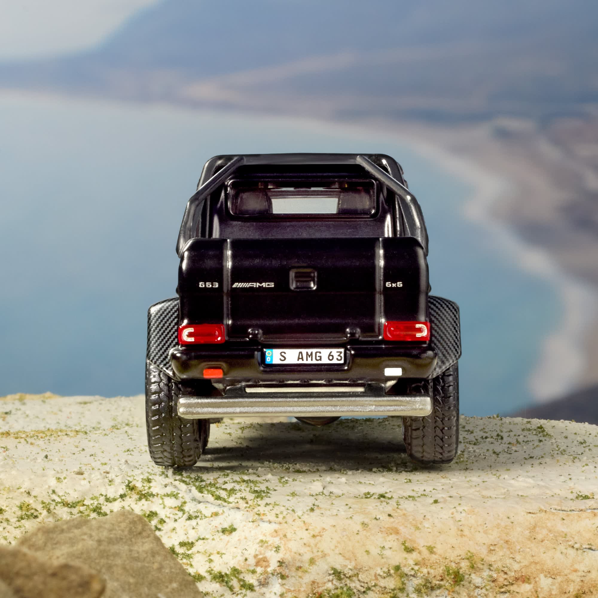 Hot Wheels Elite 64 Mercedes-Benz G 63 AMG 6x6
