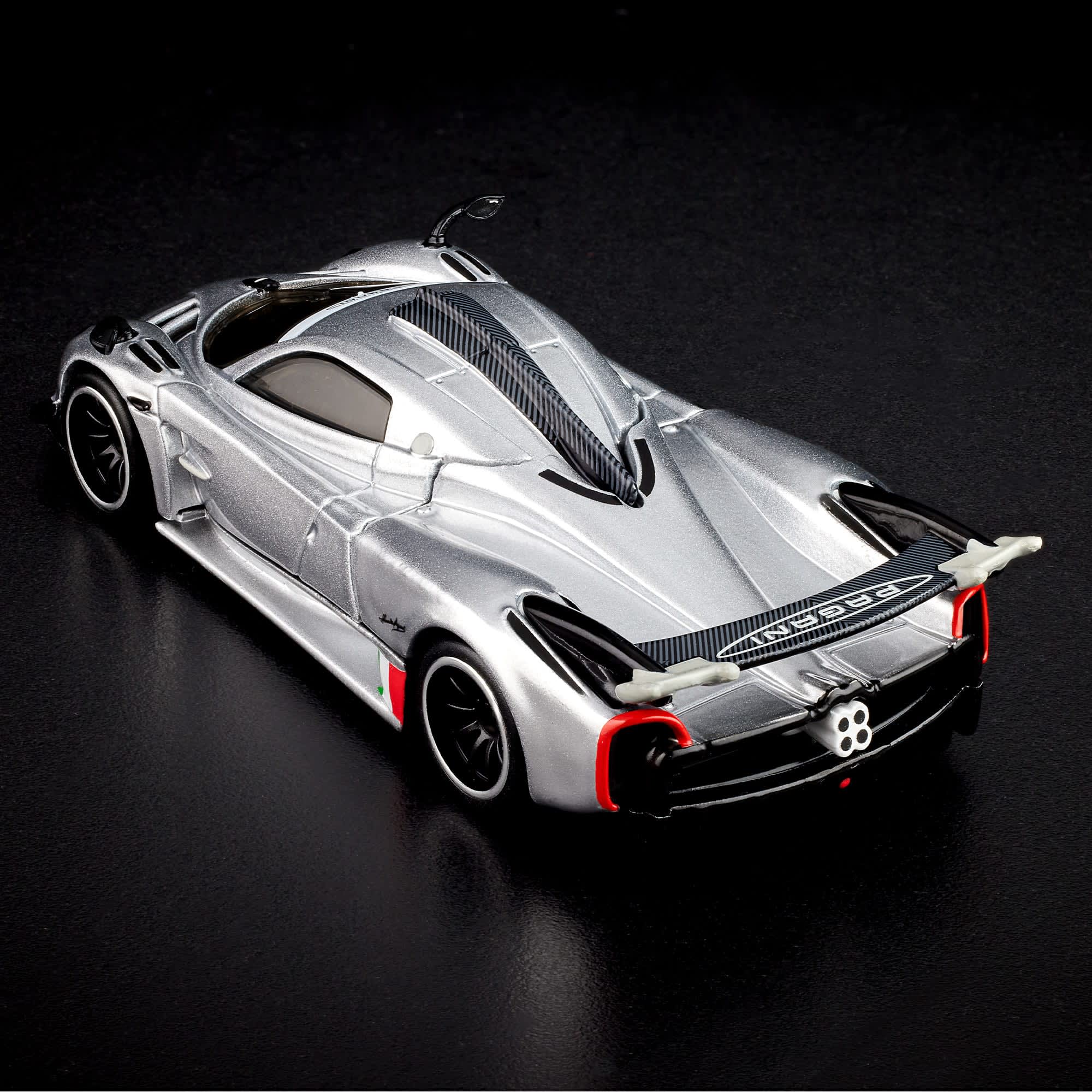 RLC Exclusive ’21 Pagani Huayra R