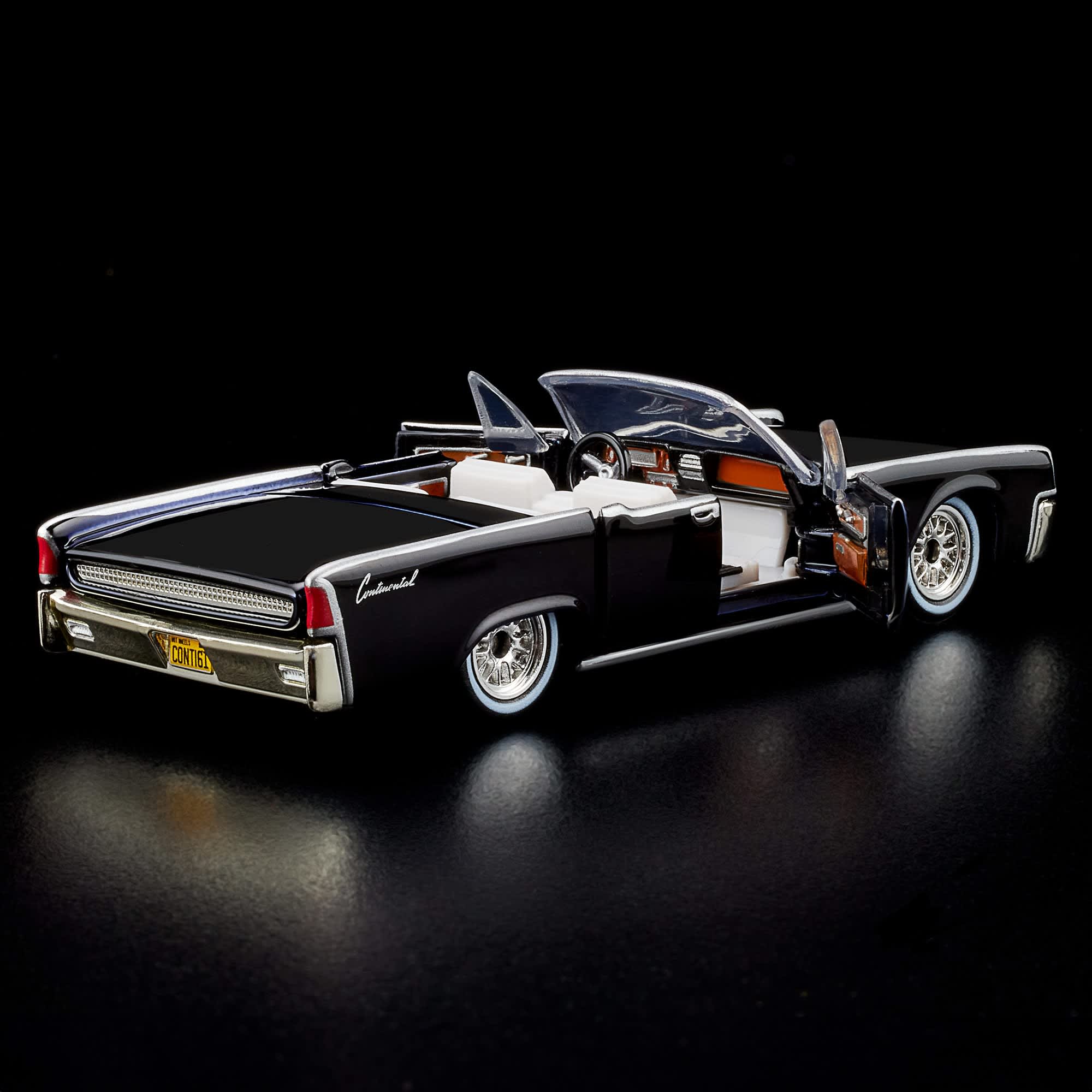 Hot Wheels RLC Exclusive ’61 Lincoln Continental