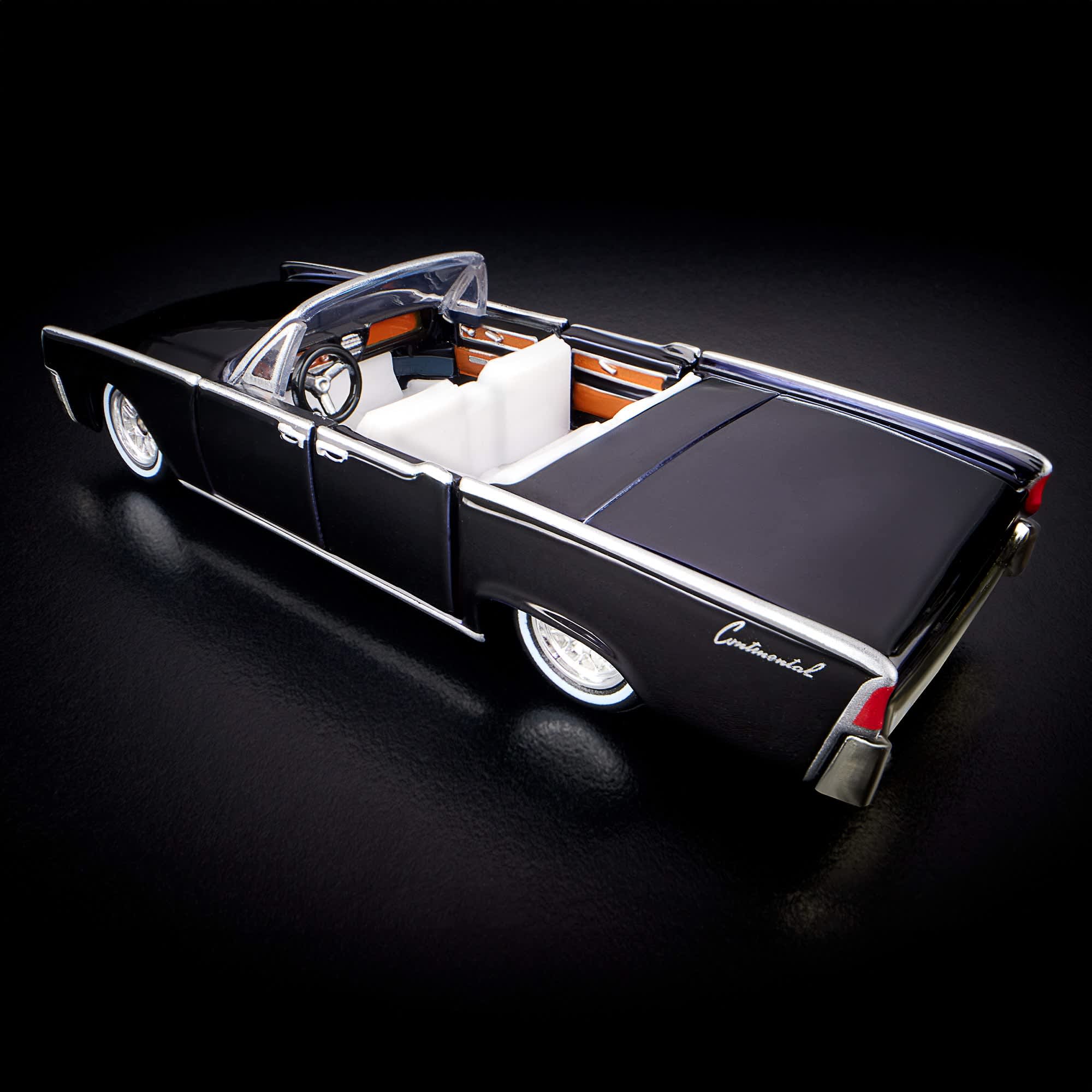 Hot Wheels RLC Exclusive ’61 Lincoln Continental