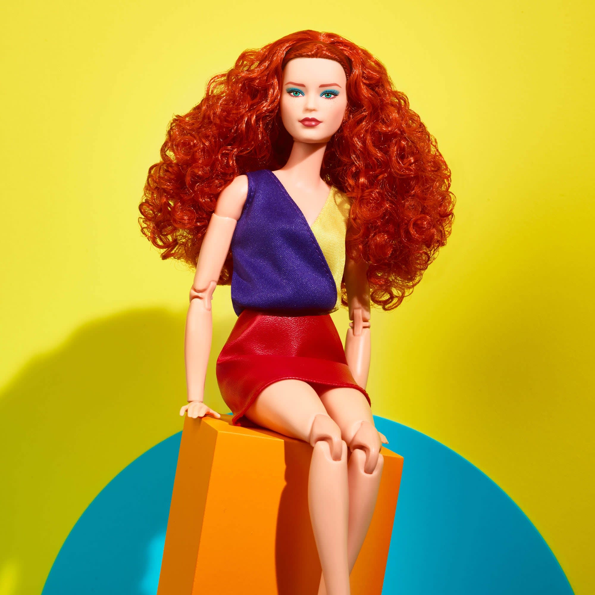 BARBIE LOOKS DOLL N°11 Curly red hair 2021 Mattel HBX94 BARBIE LOOKS DOLL N°11 Curly red hair 2021 Mattel HBX94