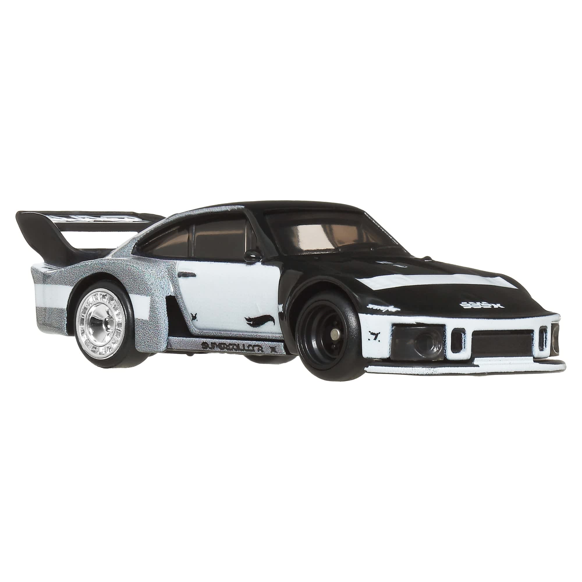Hot Wheels Boulevard Porsche 935 Vehicle