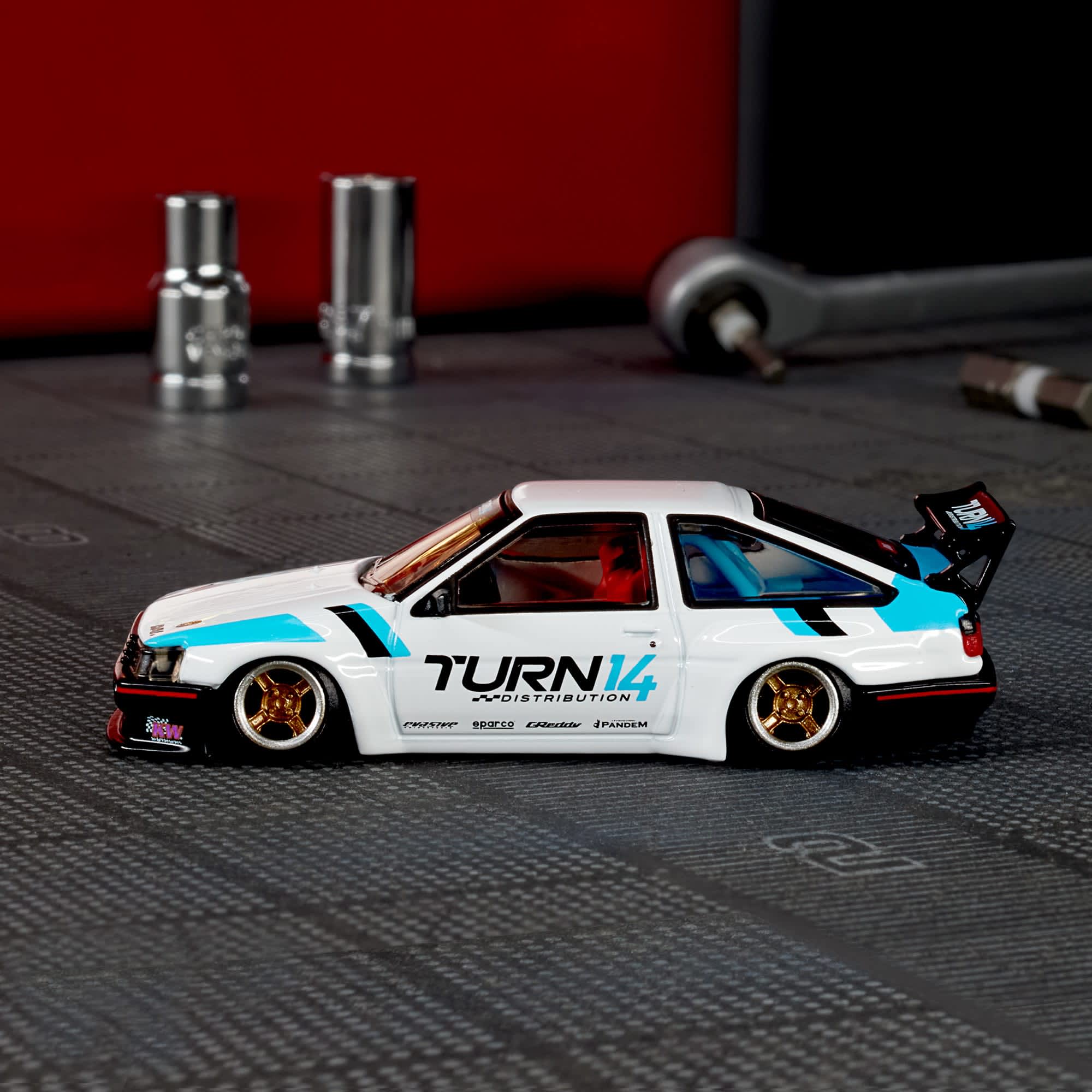 Elite 64 Toyota Corolla Levin (AE86) Custom
