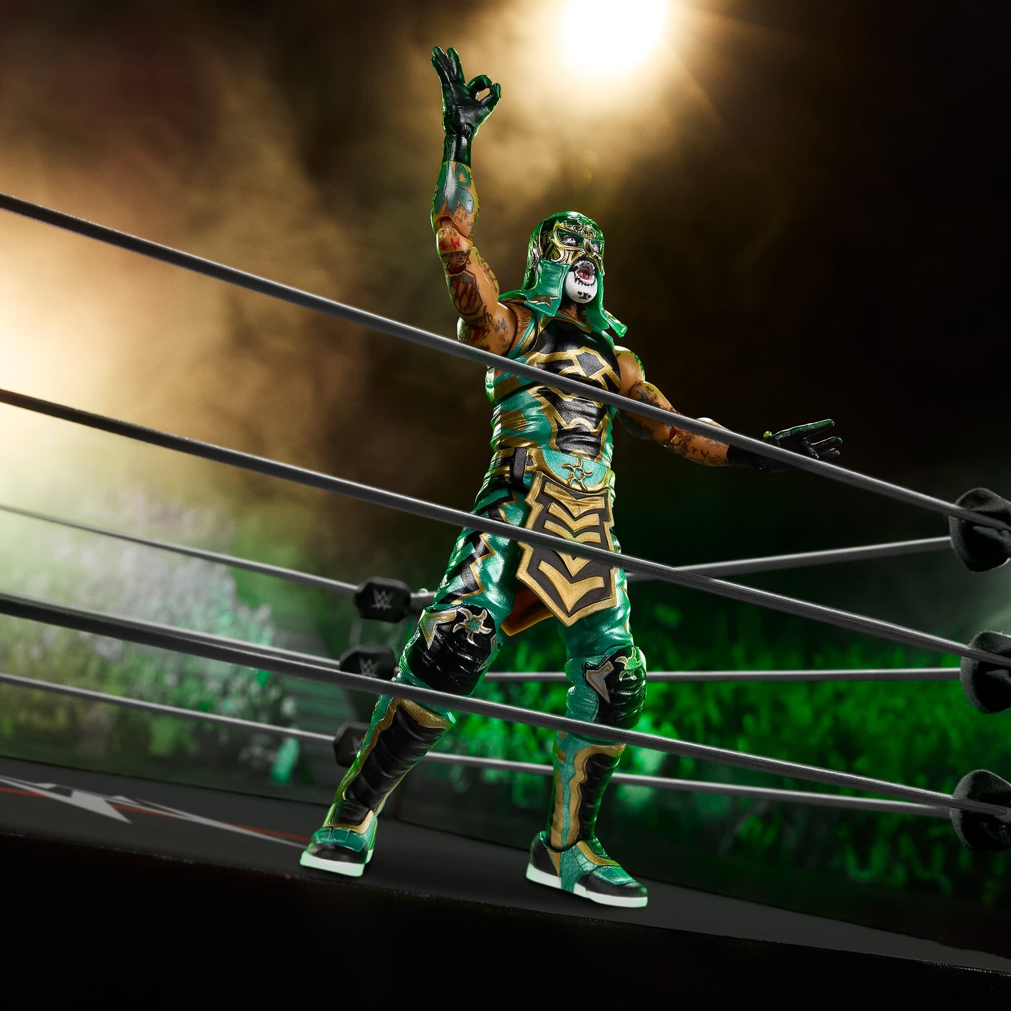 WWE Ultimate Edition Penta Action Figure