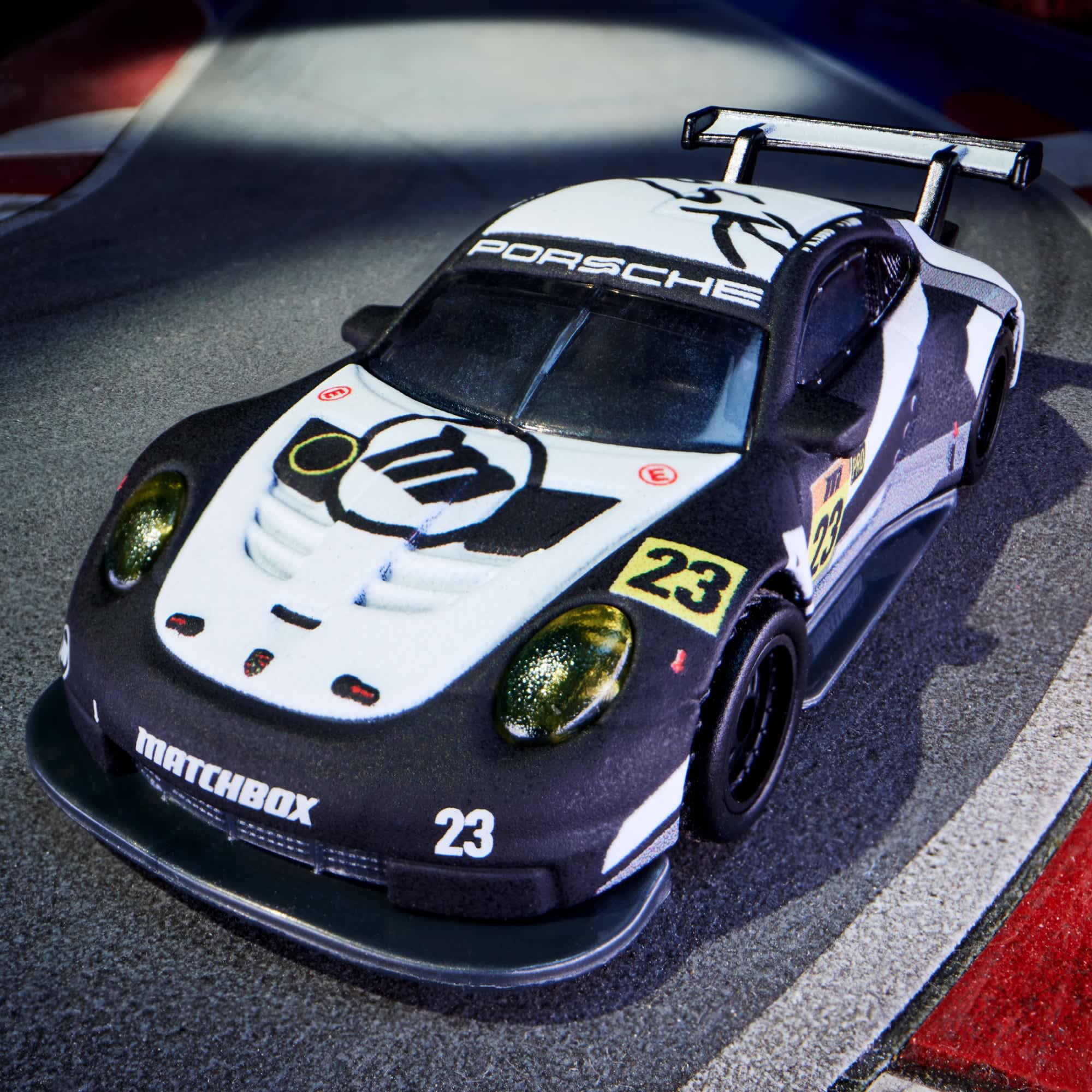 Matchbox Porsche 911 RSR