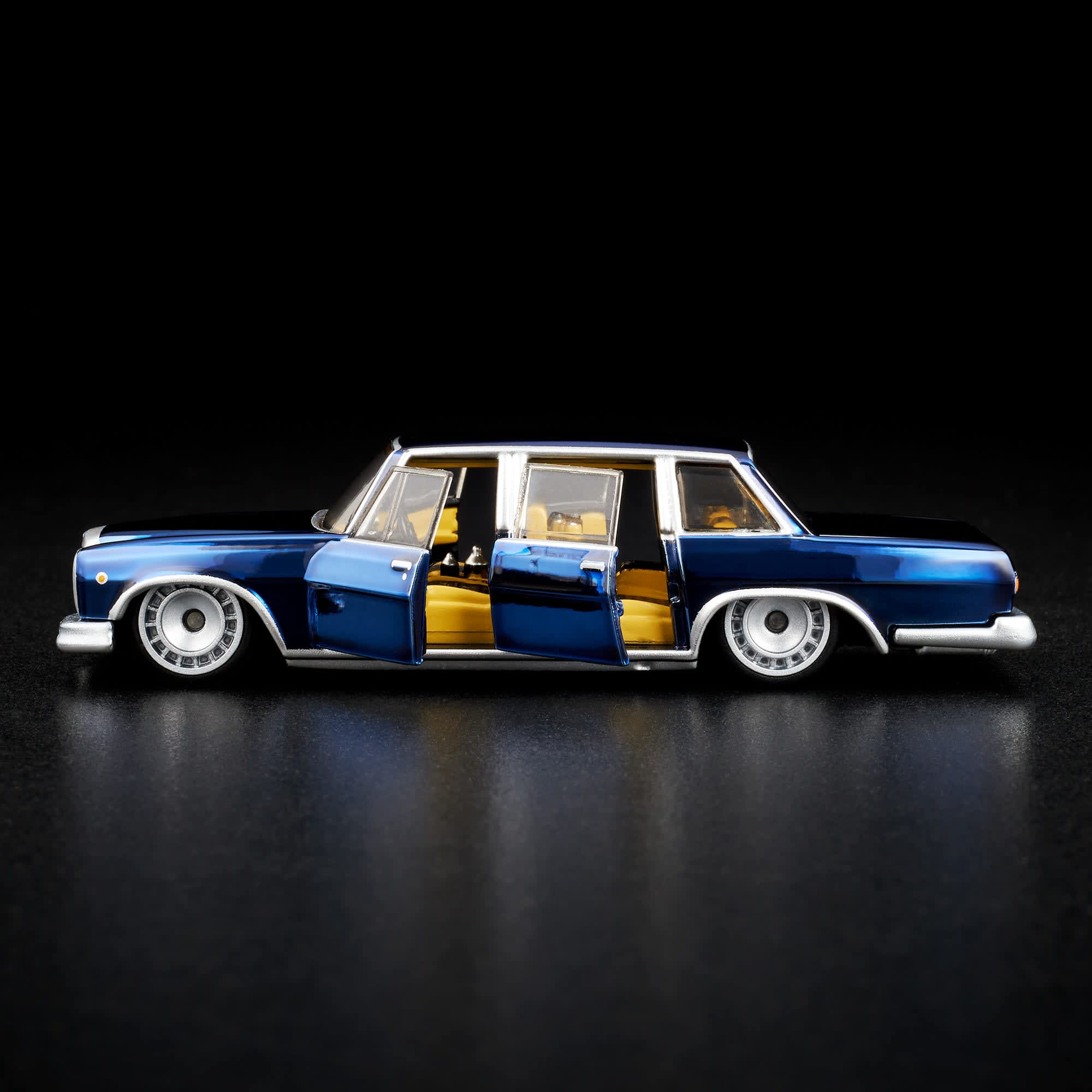 RLC Exclusive 1964 Mercedes-Benz 600