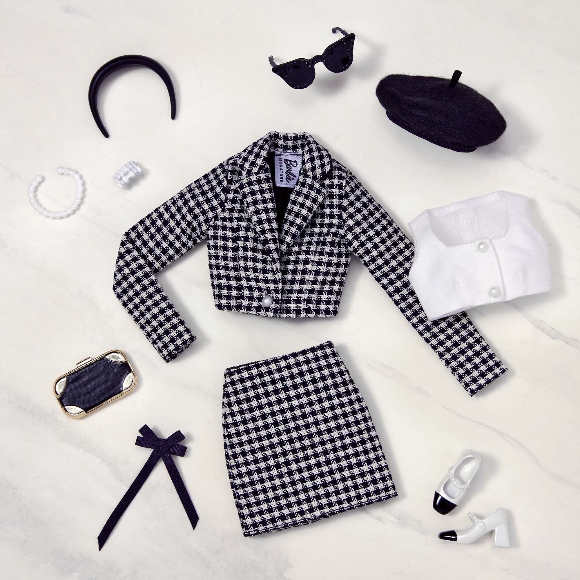 @BarbieStyle “Plazacore” Fashion Pack