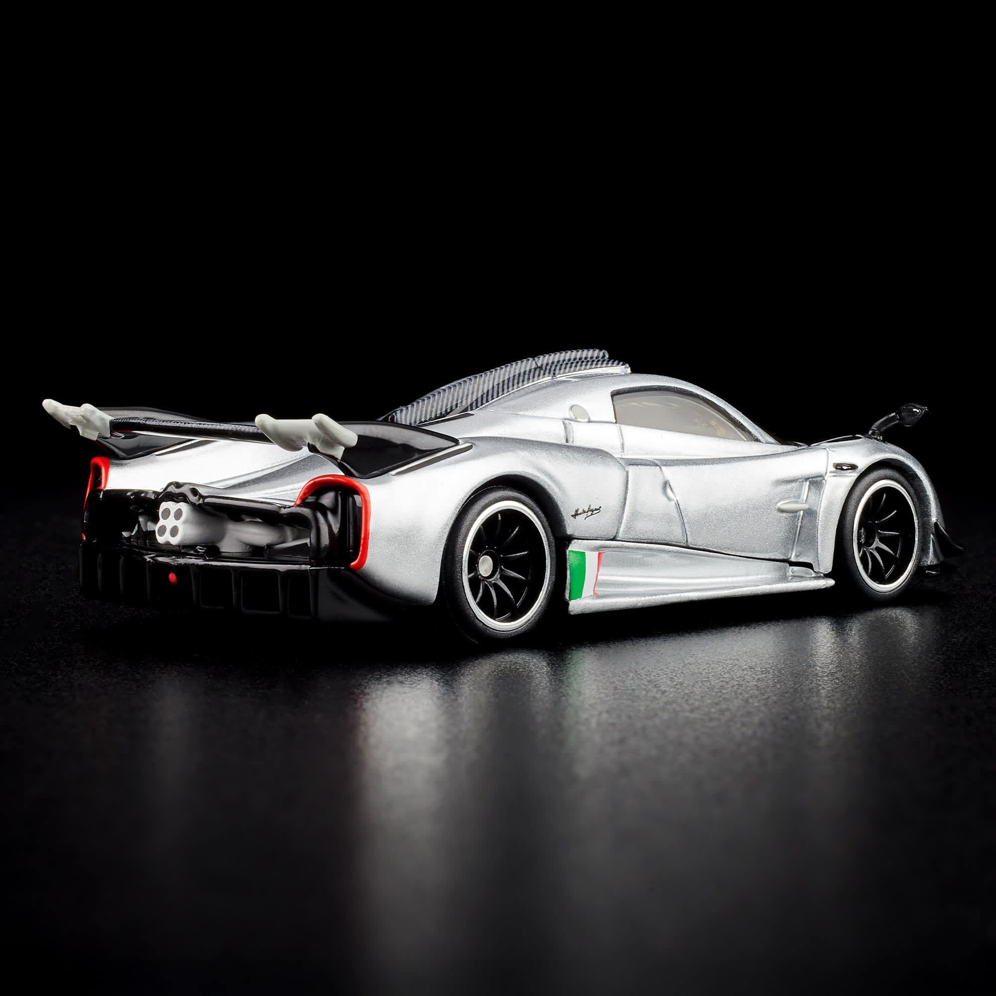 RLC Exclusive ’21 Pagani Huayra R