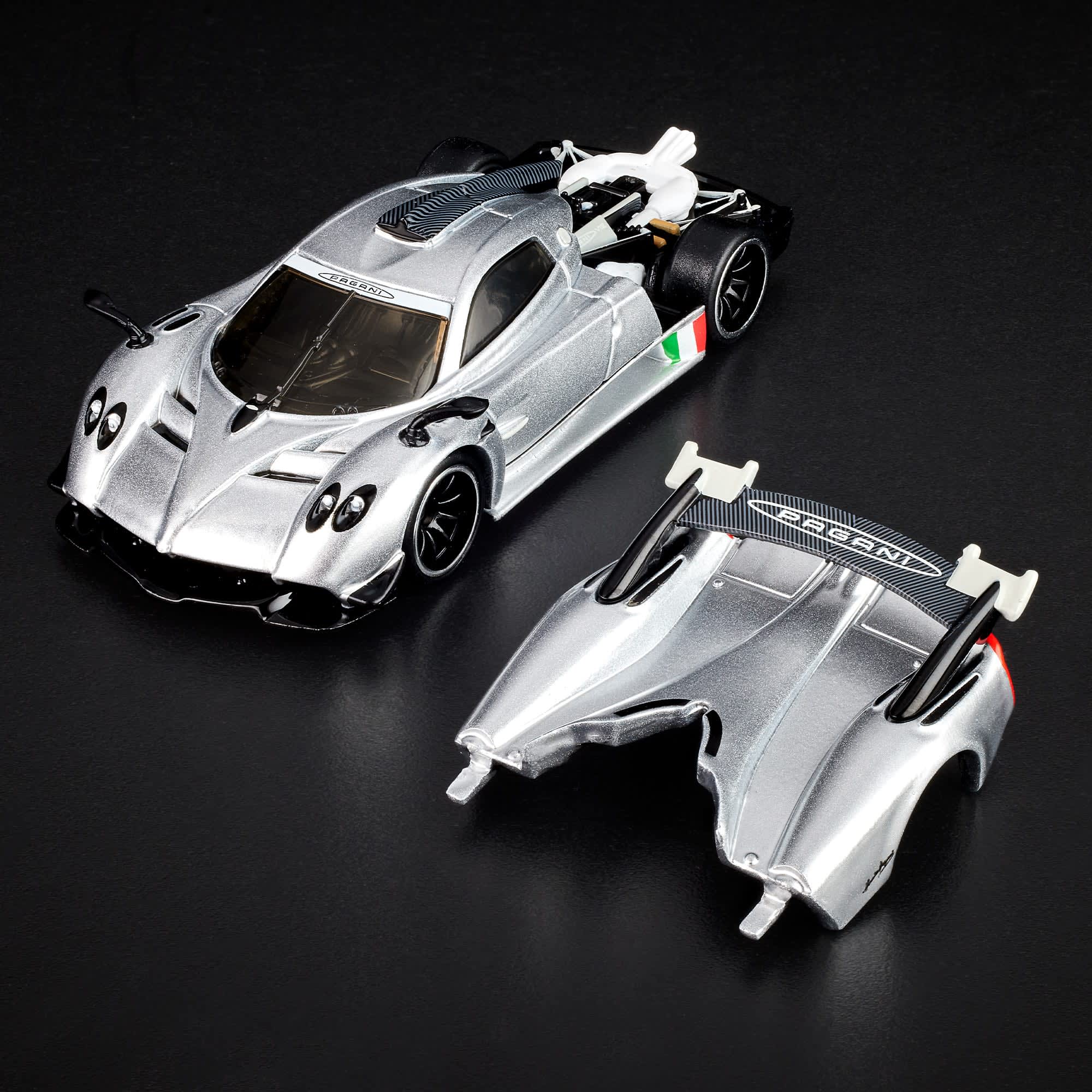 Hot Wheels Rlc Exclusive '21 Pagani Huayra R | Meses sin interés Hot Wheels Rlc Exclusive '21 Pagani Huayra R | Meses sin interés