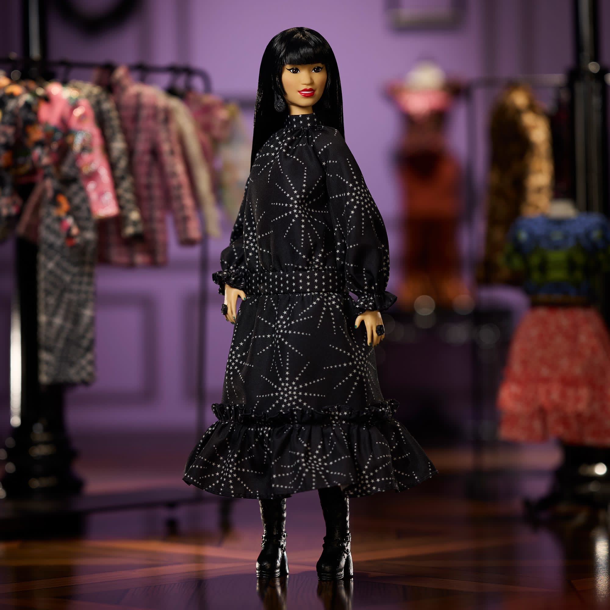Barbie Inspirierende Frauen Anna Sui Puppe