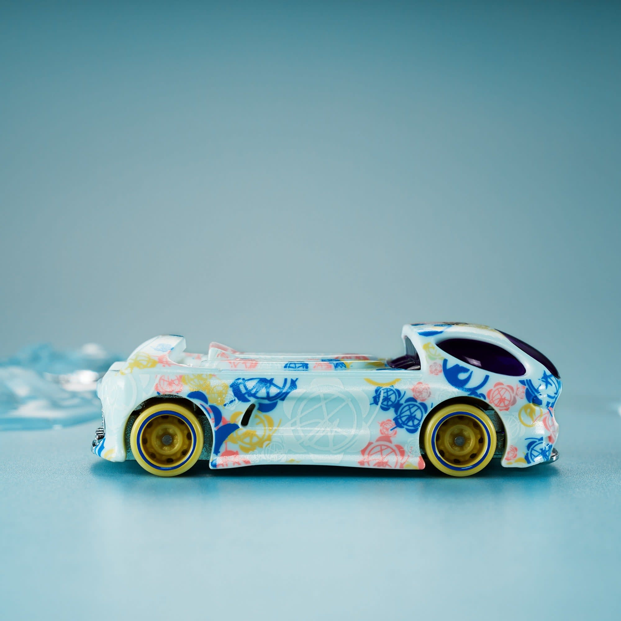 Sean Wotherspoon x adidas x Hot Wheels Deora II Vehicle