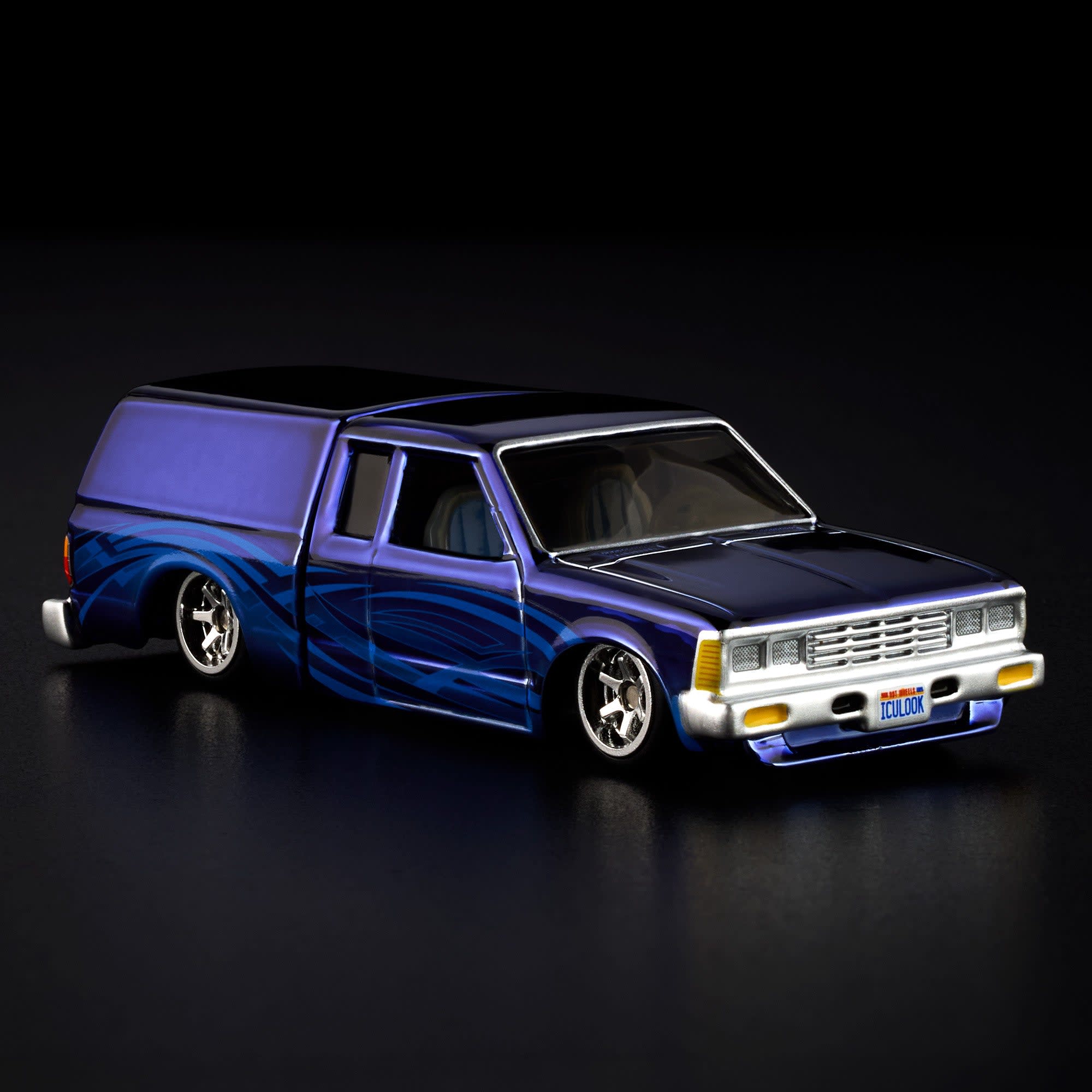Hot Wheels RLC Exclusive 1986 Nissan 720 King Cab