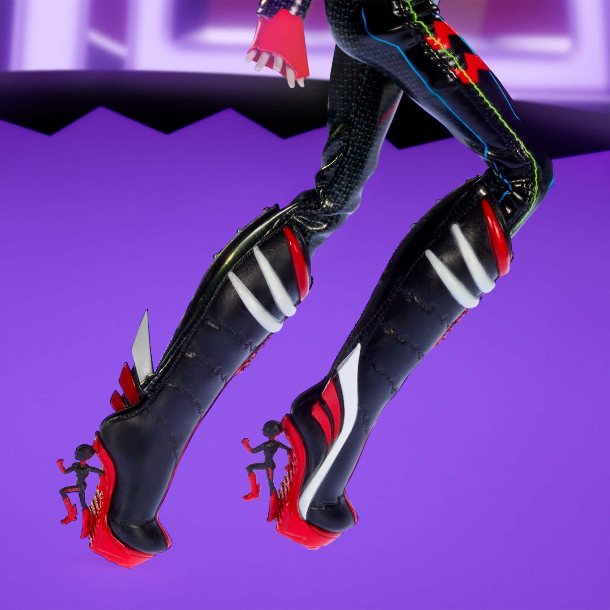 Monster High Deadfast Ghoulia Yelps Doll