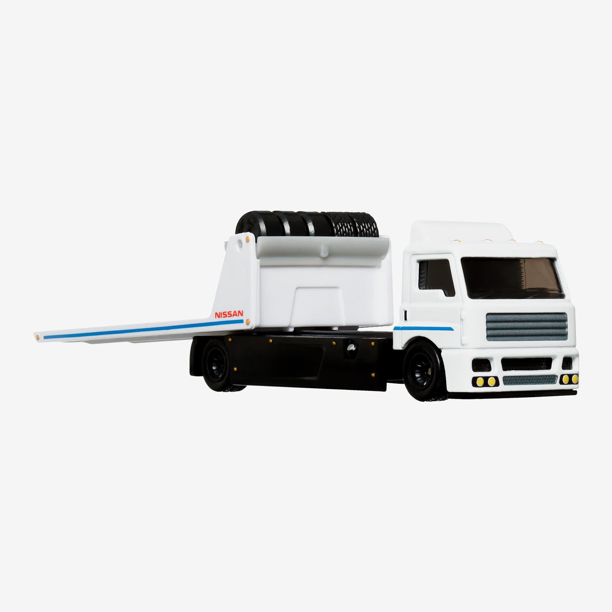 Hot Wheels Premium Collector Set, 3 Nissan Skyline Cars & 1 Transporter